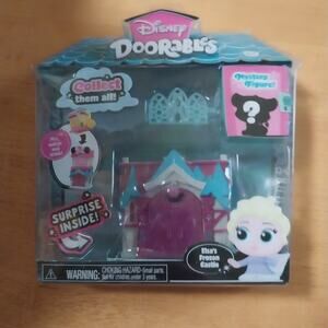 Disney Doorables Elsa Frozen Castle